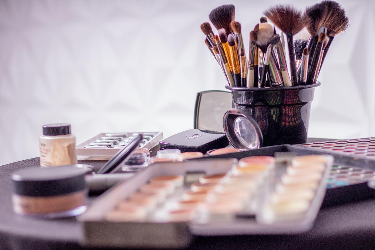 regali make up